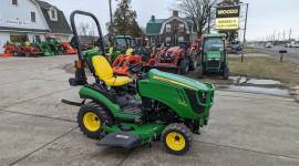 2015 John Deere 1025R