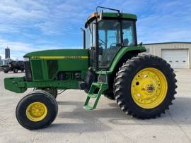 1998 John Deere 7810