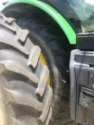 2011 John Deere 7215R