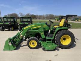 2011 John Deere 3320