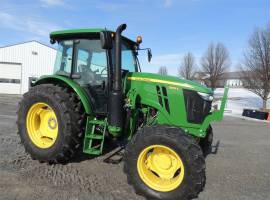 2021 John Deere 6105E