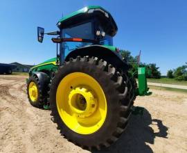 2021 John Deere 8R 310