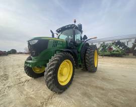 2017 John Deere 6175R