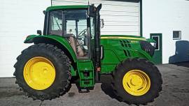 2014 John Deere 6105M