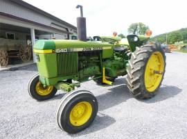 1976 John Deere 2640