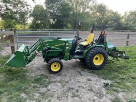 2014 John Deere 2032R