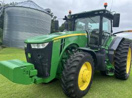 2017 John Deere 8320R