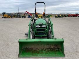 2015 John Deere 2032R