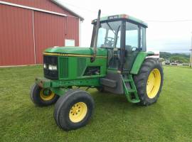 1996 John Deere 7400