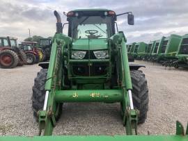 2014 John Deere 6105M