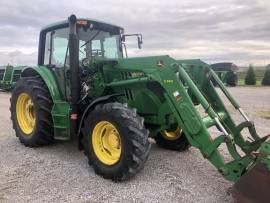 2014 John Deere 6105M