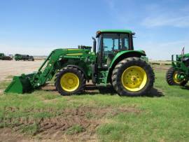 2016 John Deere 6120M