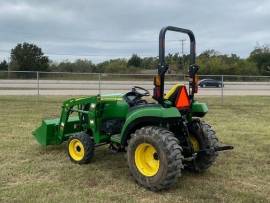 2019 John Deere 2032R