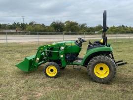 2019 John Deere 2032R