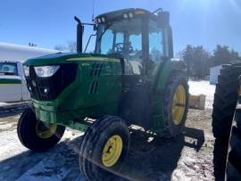 2019 John Deere 6110M