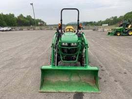 2017 John Deere 2038R