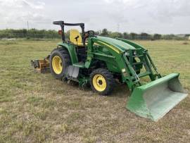 2011 John Deere 3720