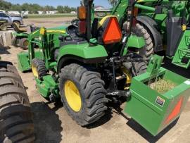 2018 John Deere 2032R