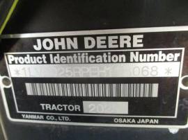 2015 John Deere 2025R