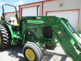 2015 John Deere 5075M