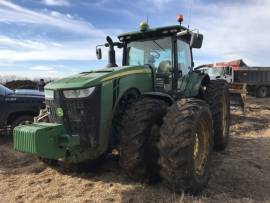 2016 John Deere 8320R