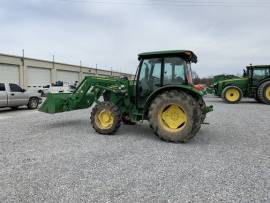 2018 John Deere 5075E