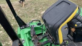 2004 John Deere 2210