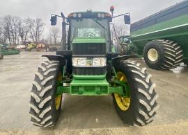 John Deere 6430