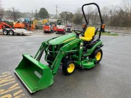 2019 John Deere 1025R