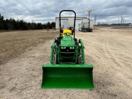 2018 John Deere 1025R