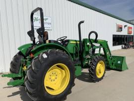 2022 John Deere 5075E