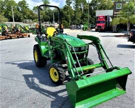 2022 John Deere 2038R