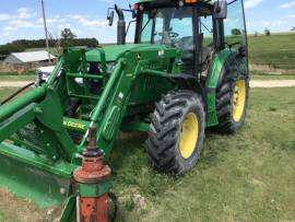 2014 John Deere 6125M