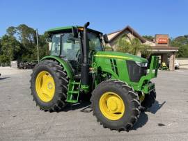 2022 John Deere 6120E