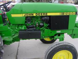 1984 John Deere 2255