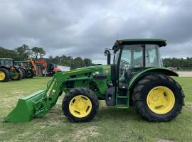 2015 John Deere 5100E