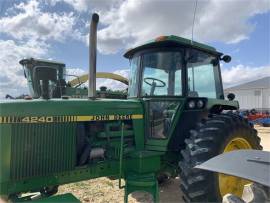 1979 John Deere 4240