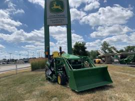 2015 John Deere 1025R