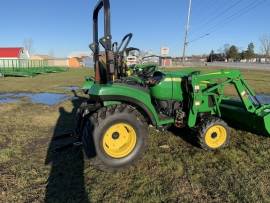 2022 John Deere 2032R