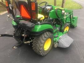 2013 John Deere 1025R