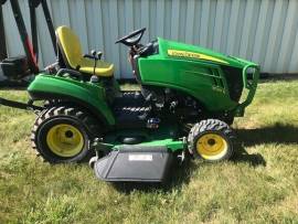 2017 John Deere 1023E