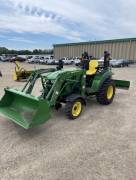 2017 John Deere 2038R