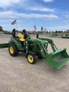 2017 John Deere 2038R