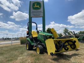 2015 John Deere 1025R