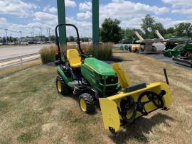 2015 John Deere 1025R