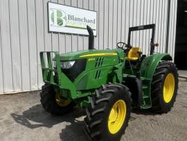 2015 John Deere 6105M