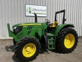 2015 John Deere 6105M