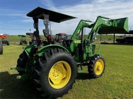 2017 John Deere 5065E