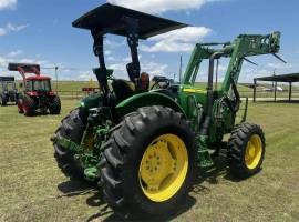 2015 John Deere 5085E