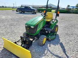 John Deere 1023E